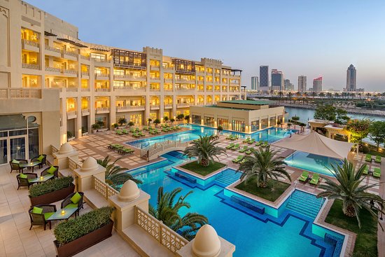 5* Grand Hyatt Doha Hotel & Villas